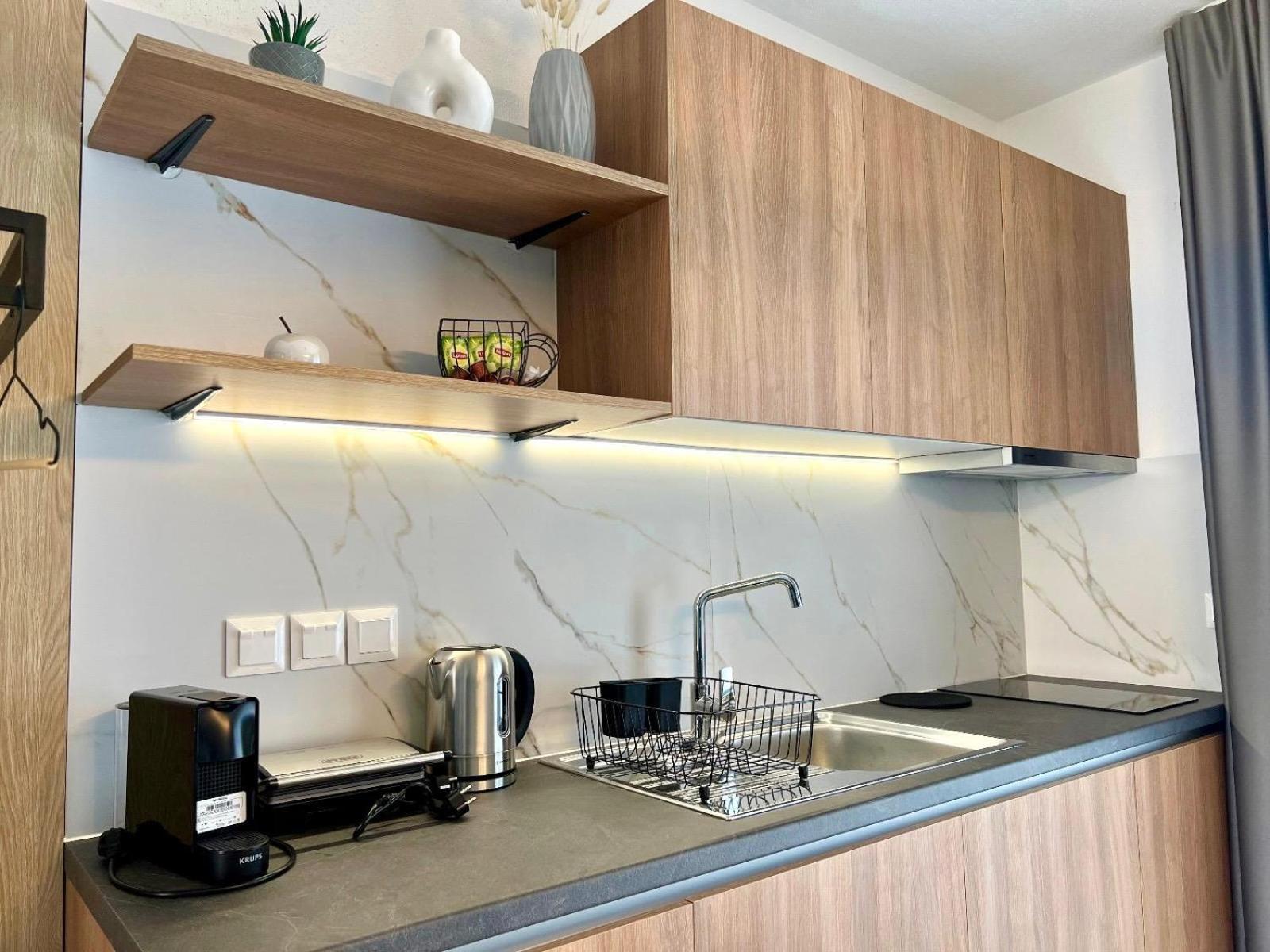 Four Shades Luxury Suites Sarti Esterno foto