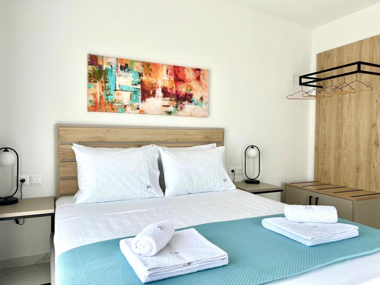 Four Shades Luxury Suites Sarti Esterno foto