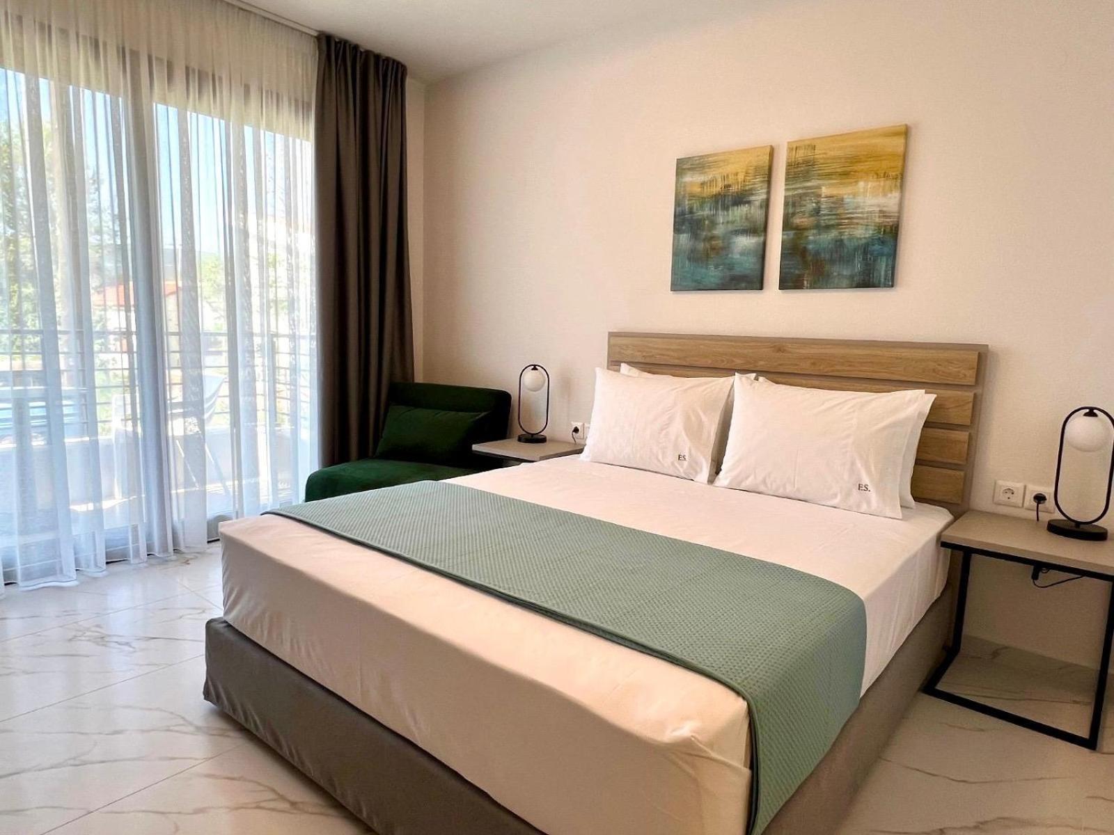 Four Shades Luxury Suites Sarti Esterno foto